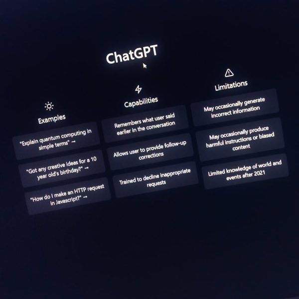 ChatGPT interface displaying examples, capabilities, and limitations.